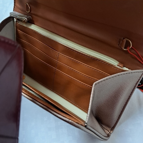 𝅺PIERRE Cardin Bronze Clutch Wallet - Picture 7 of 10